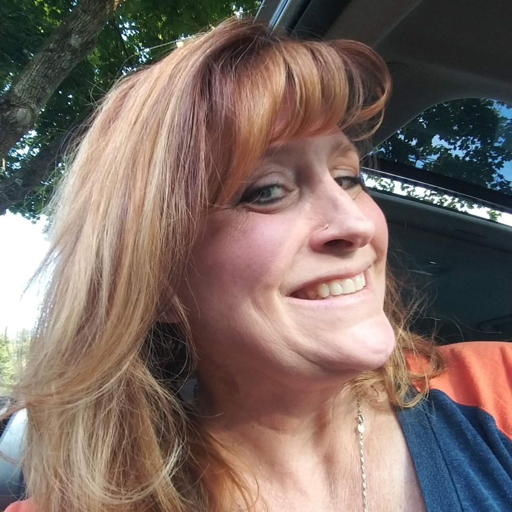 Meet your Posher, Cynthia